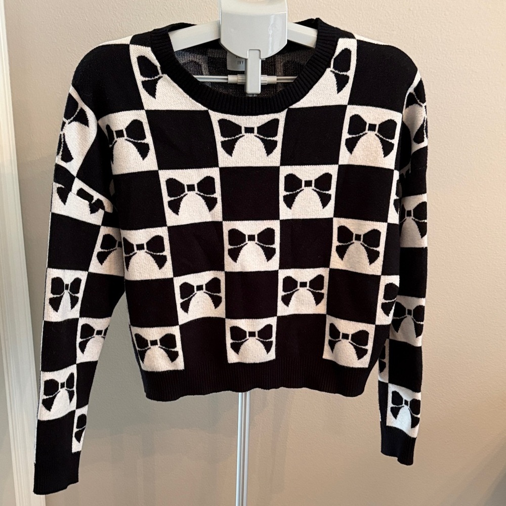 Anthropologie Luna Ivy Black and White Bow Pattern Sweater - Picture 2 of 3